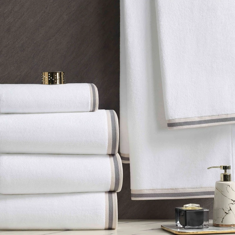 Hotel Collection színes szövésű spiráltörölközők
